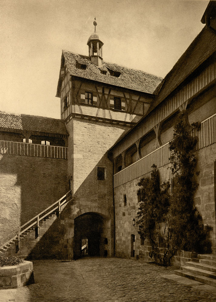 Burg Nürnberg. Innerer Burghof