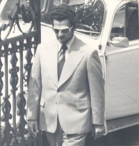 Ion Vianu, psychiatrist and dissident. Surveillance photo taken by the Secret Police (Securitate), 1974. National Council for the Study of the Securitate Archives, Informative Fund, File I 105865, p. 1 Ion Vianu, psychiatrist and dissident. Surveillance photo taken by the Secret Po