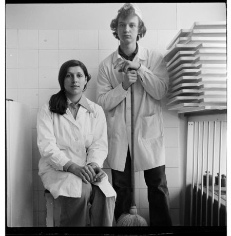 HU OSA 429 Photos of vocational school students by Gusztáv Hámos